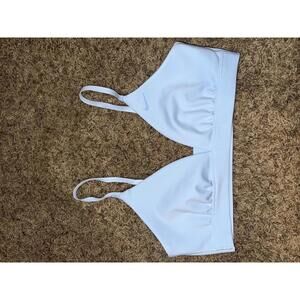 Nike Form Women's Light-Support Non-Padded Triangle Sports Bra